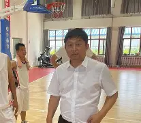 Karsa迎来七赛季出色发挥，DWG观众热烈欢呼！